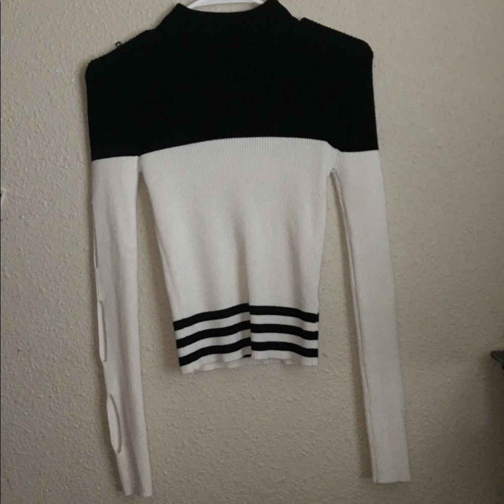 Black and white long sleeve shirt